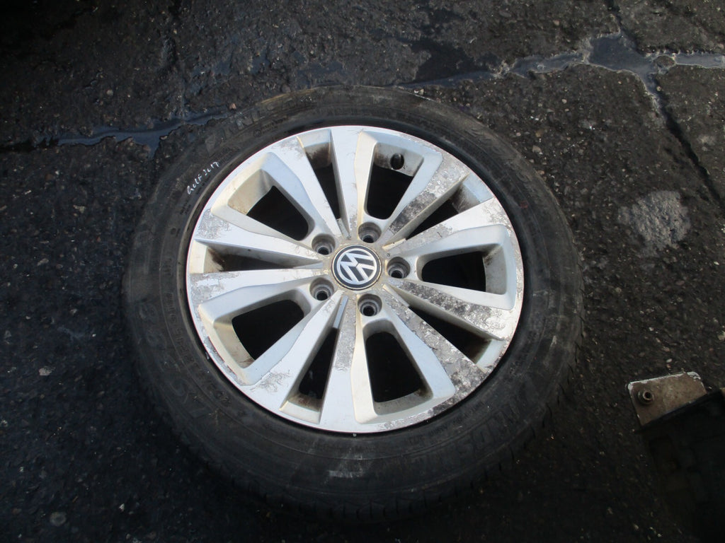 2013 VW VOLKSWAGEN GOLF MK7 16 INCH TORONTO ALLOY WHEEL WITH TYRE 205/55R16