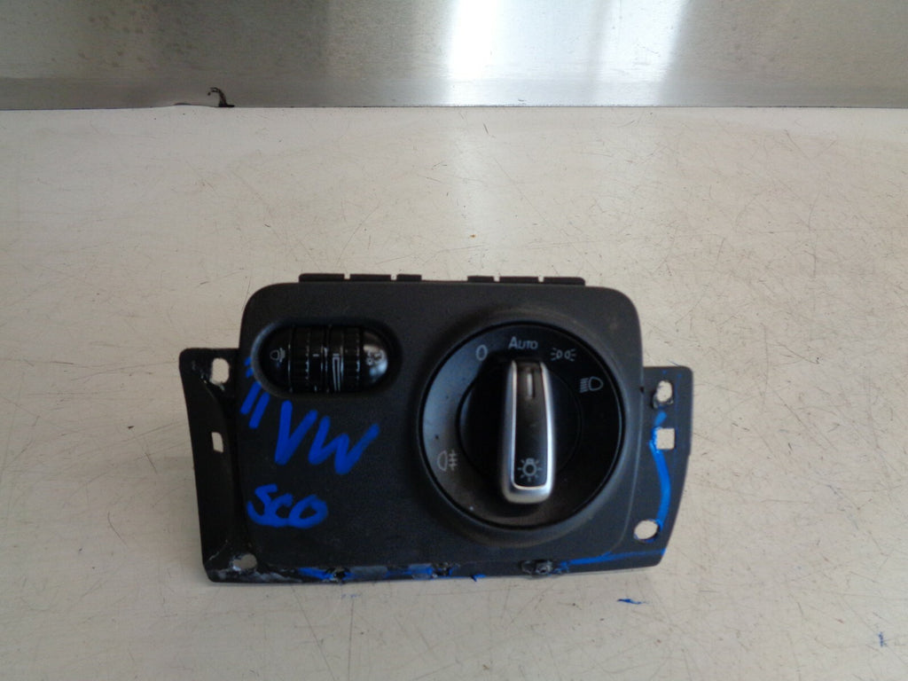 VOLKSWAGEN SCIROCCO 2011 HEADLIGHT FOG LIGHT ADJUST AIM CONTROL SWITCH 1K2858341