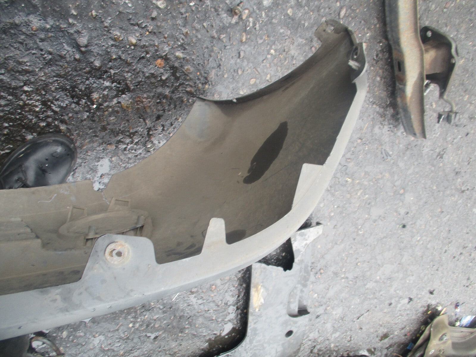 2014 RENAULT TRAFIC VIVARO MK1 FRONT BUMPER PLASTIC