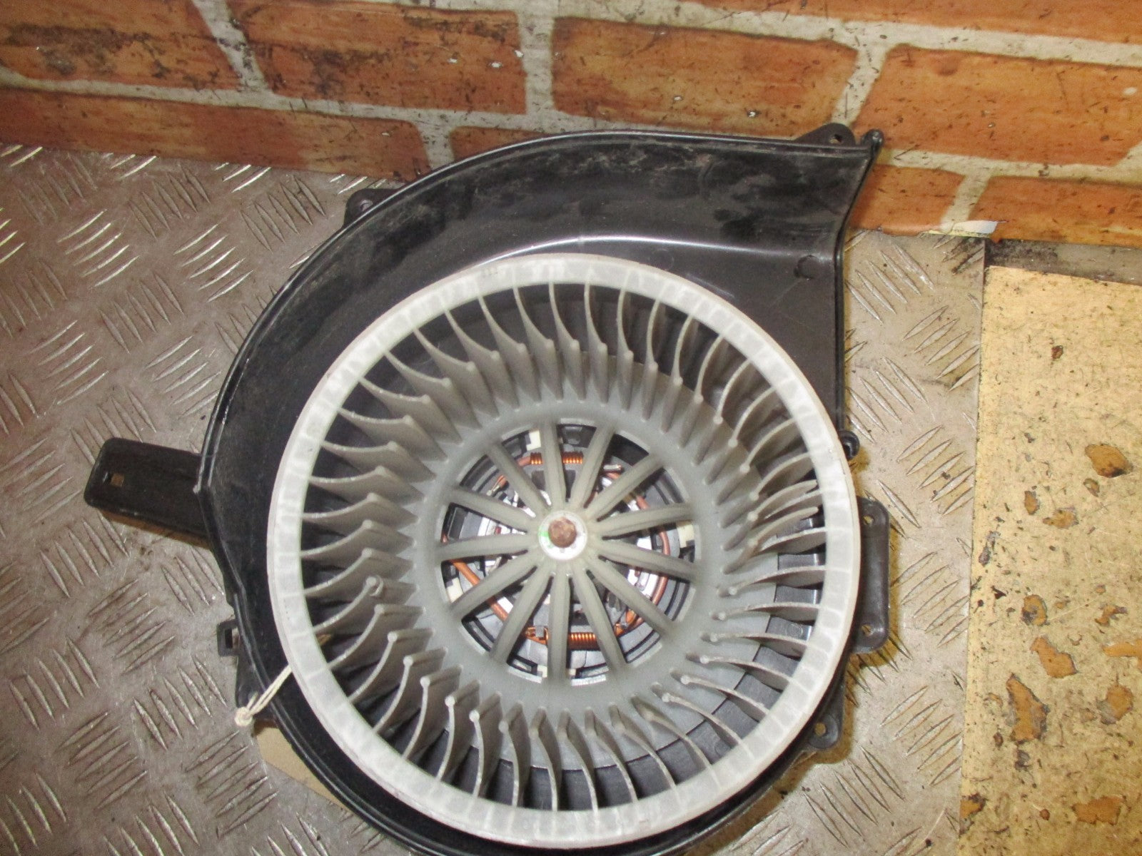 SEAT IBIZA 2009 VW POLO 6R HEATER BLOWER MOTOR FAN 6R2819015 6R2819015