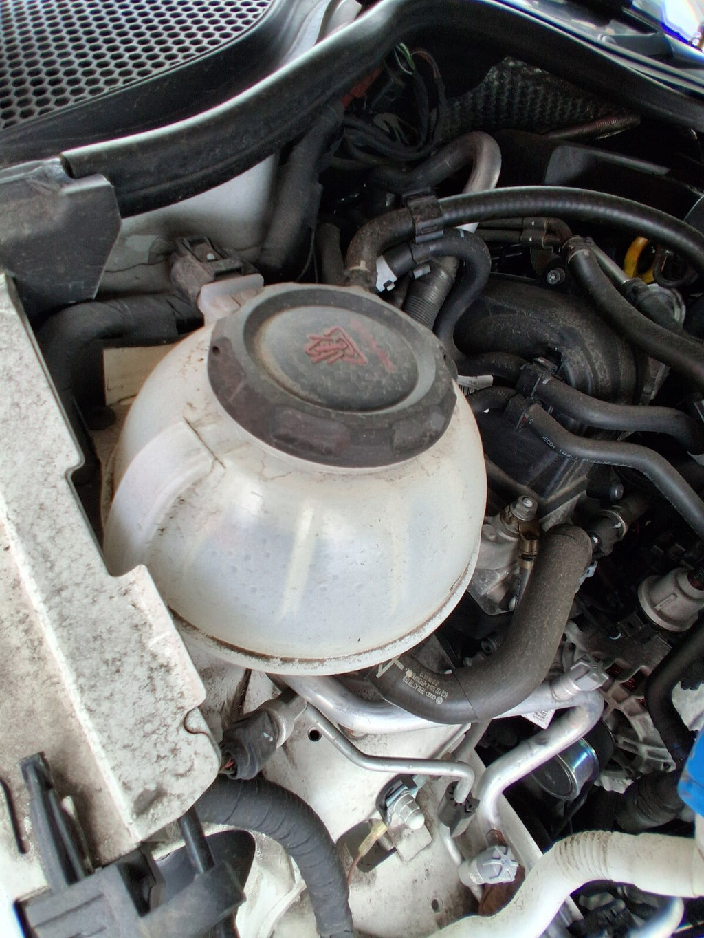 2018 AUDI A1 8X HATCHBACK COOLANT WATER EXPANSION OVERFLOW TANK RESERVOIR