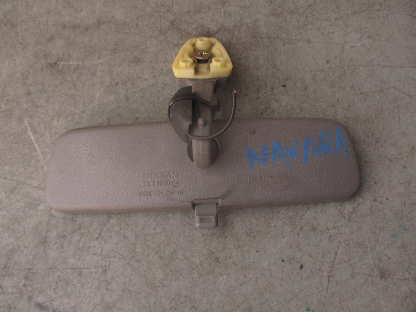 2002 NISSAN NAVARA D22 INTERIOR REAR VIEW MIRROR