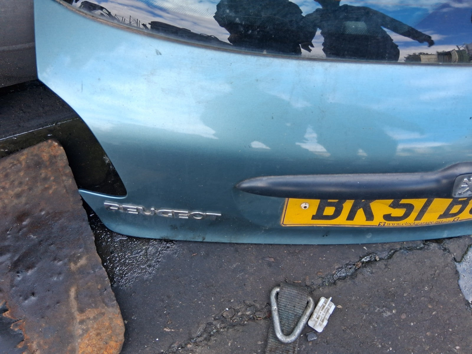 2001 PEUGEOT 206 COMPLETE REAR TAILGATE BOOTLID GREEN