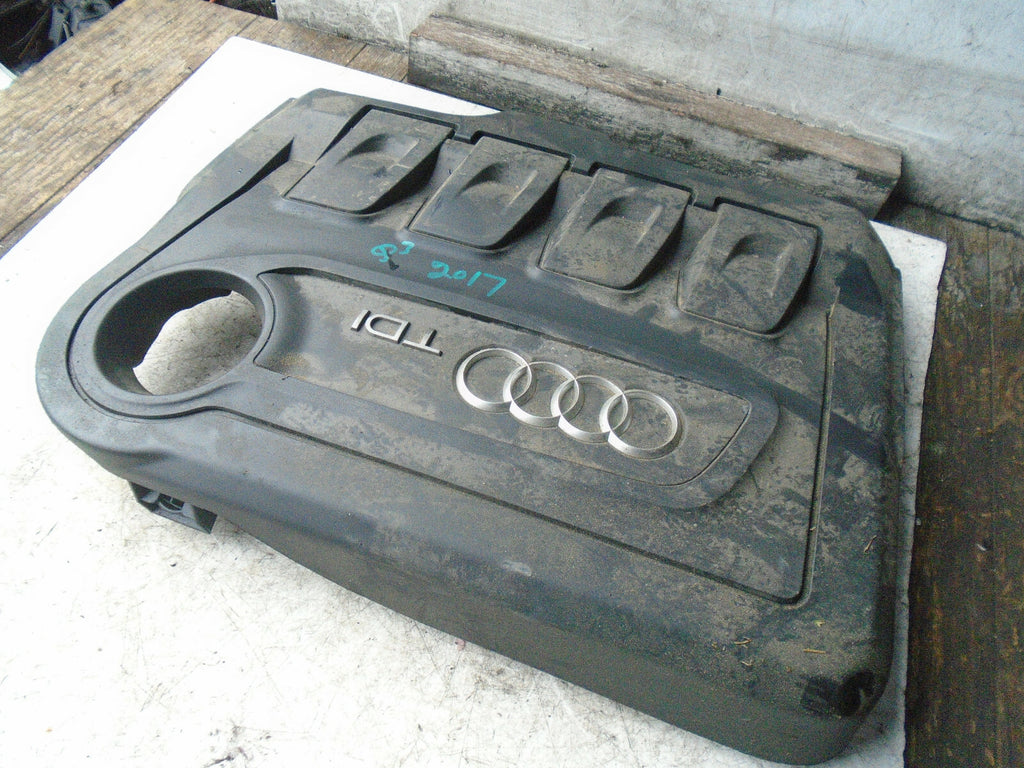 AUDI Q3 2017 2.0 TDI DIESEL ENGINE COVER 03L103925S