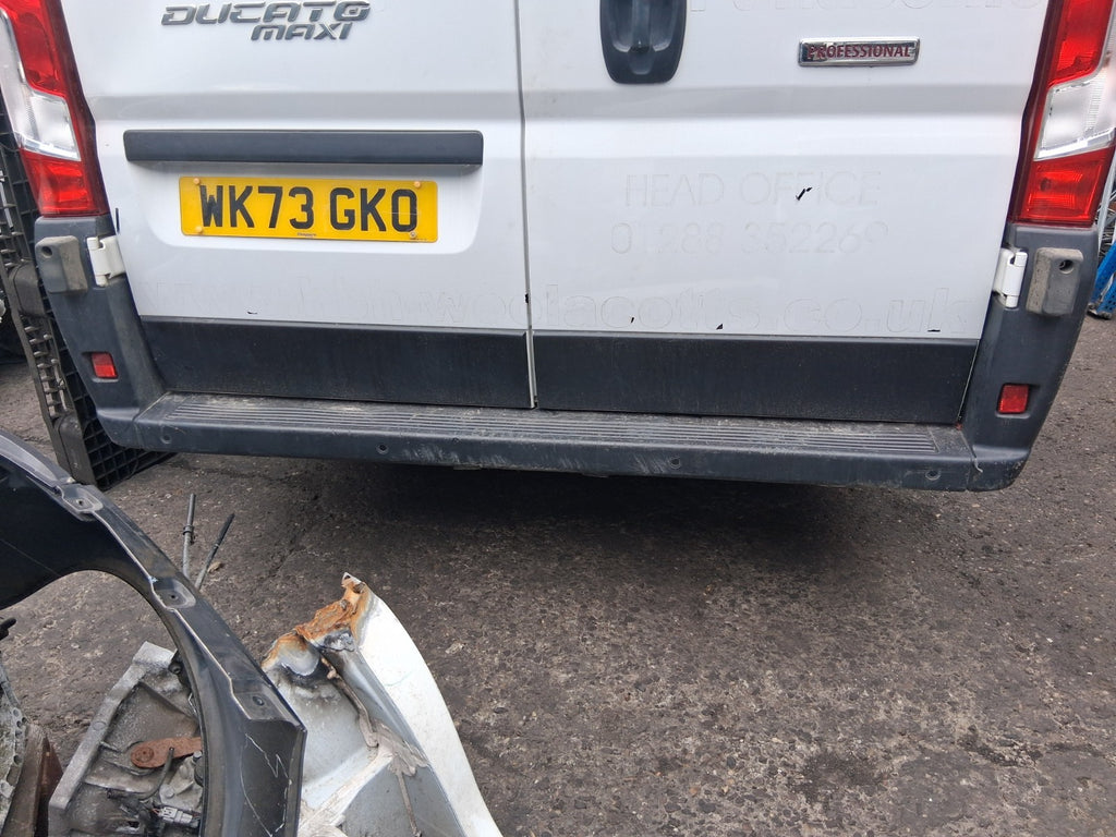 2023 FIAT DUCATO MK3 REAR BUMPER COMPLETE WITH PDC SENSOR