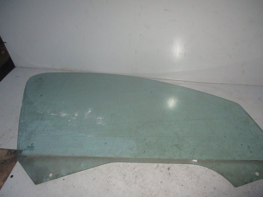 PEUGEOT 206 2006 3 DOOR OSF DRIVER SIDE FRONT WINDOW GLASS
