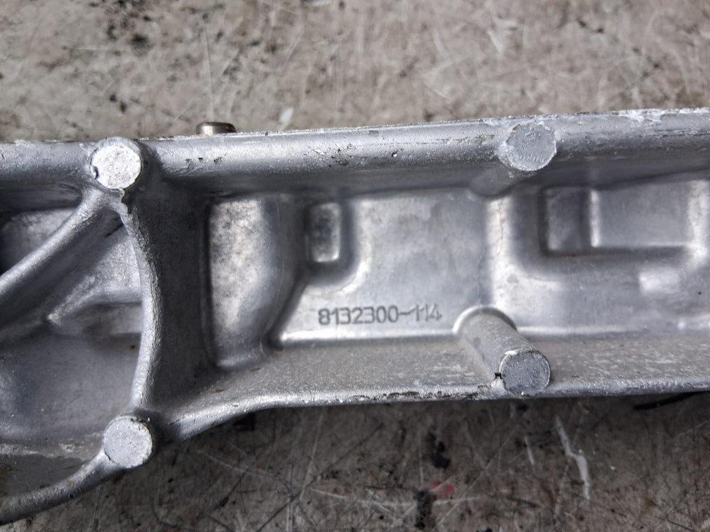 2023 CITROEN C4 MK3 1.2 PETROL ENGINE MOUNT BRACKET 9813582980