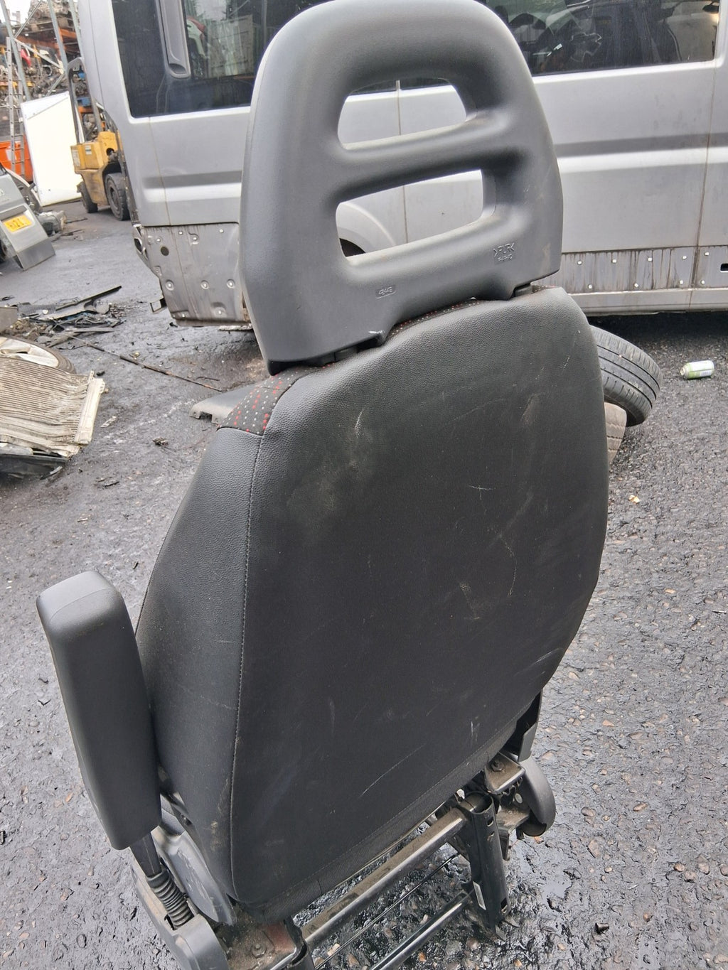 2021 PEUGEOT BOXER MK3 OSF DRIVER SIDE FRONT RIGHT COMPLETE FABRIC SEAT & BASE