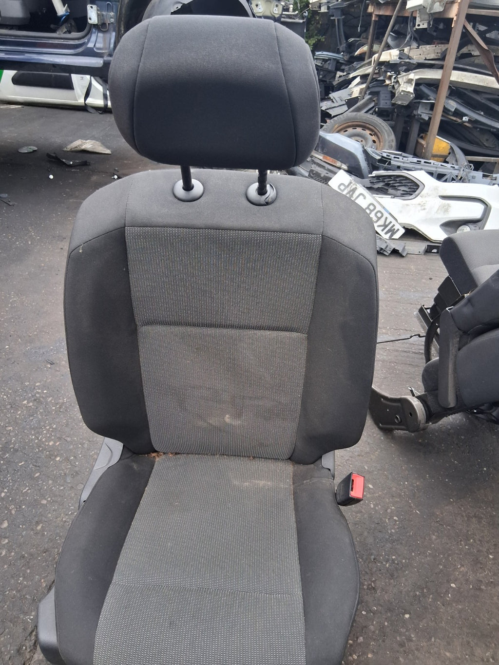 2021 PEUGEOT PARTNER MK3 K9 OS DRIVER SIDE COMPLETE SEAT FABRIC
