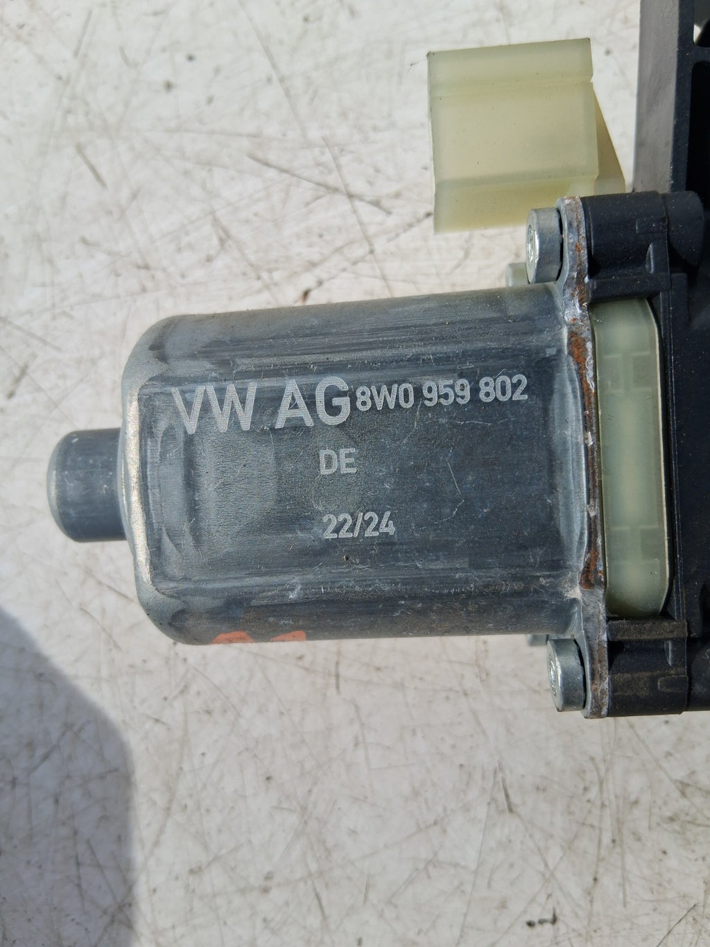 2024 AUDI A1 MK2 OSF OFF RIGHT DRIVER SIDE FRONT WINDOW MOTOR 8W0959802