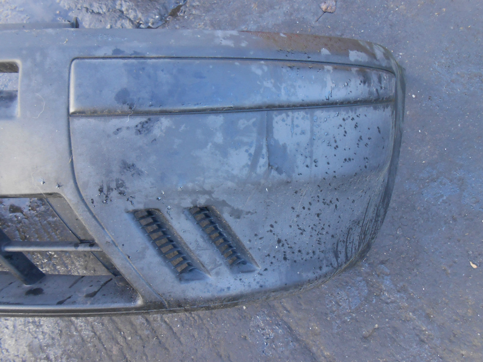 FIAT PUNTO 188 MK2 PRE FACELIFT 2000 COMPLETE FRONT BUMPER BLACK PLASTIC