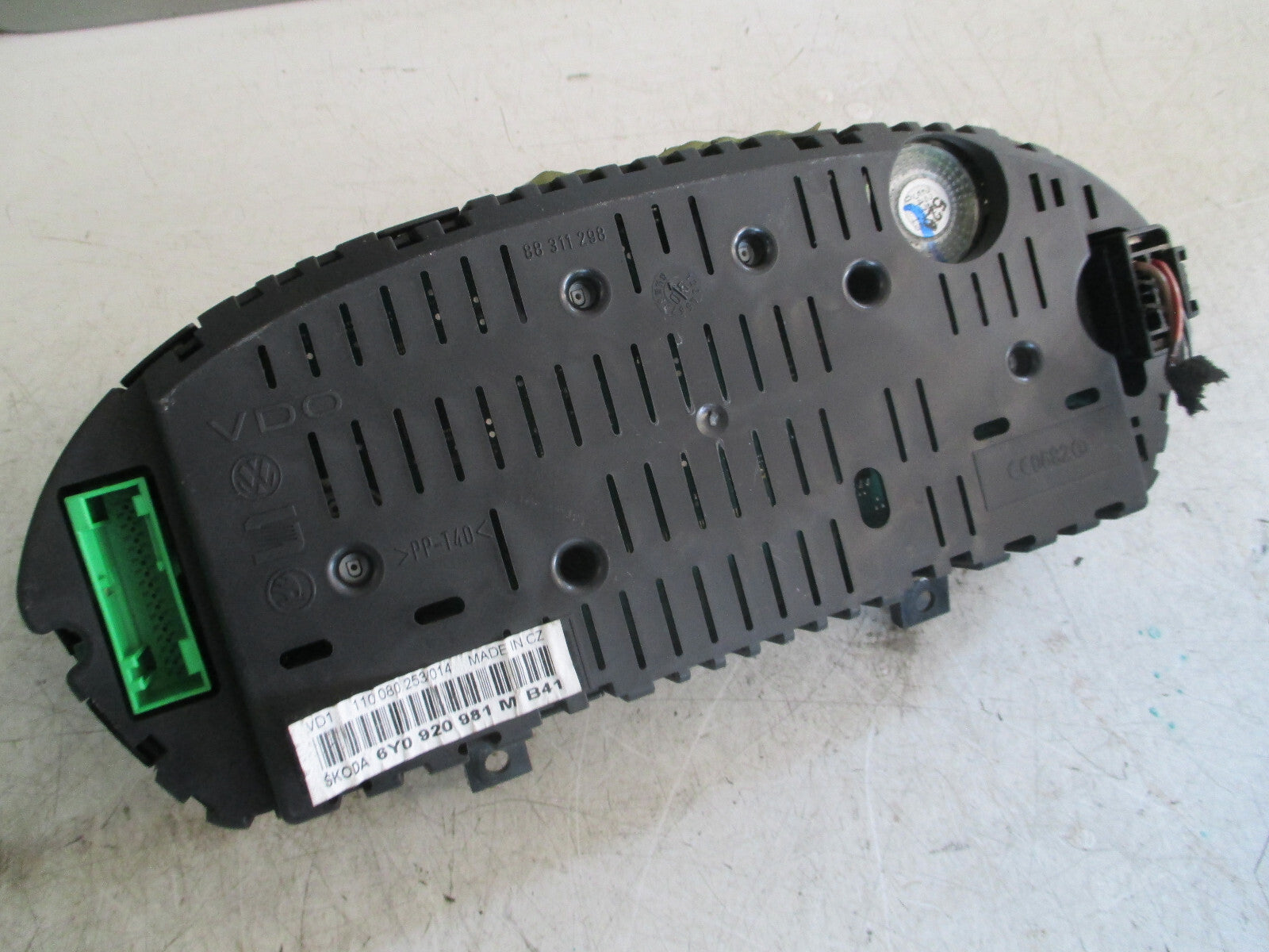 SKODA FABIA MK1 2006 SPEEDOMETER INSTRUMENT CLUSTER 6Y0920981M