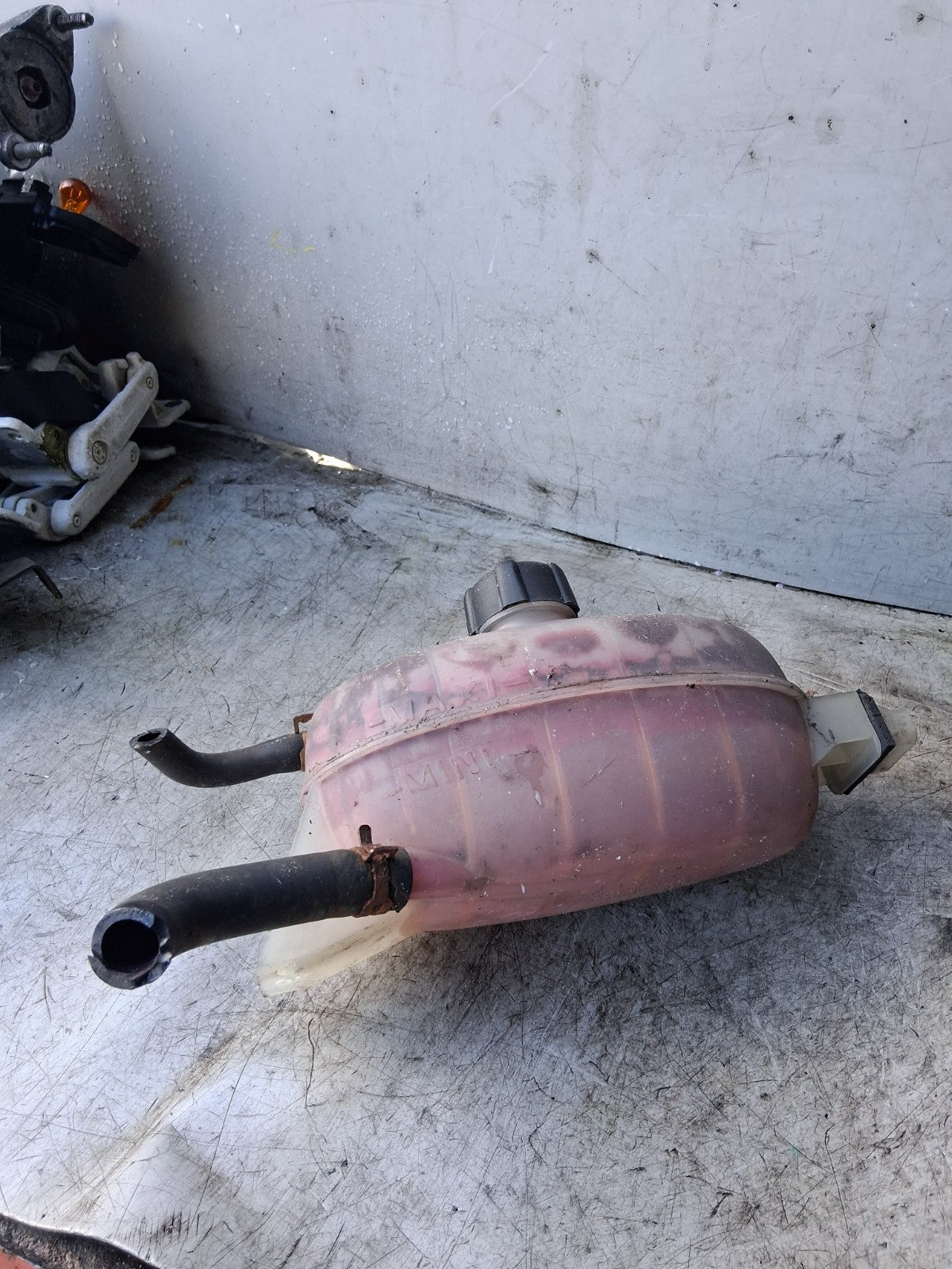 2005 VAUXHALL VIVARO HEADER EXPANSION WATER TANK BOTTLE 7700312900