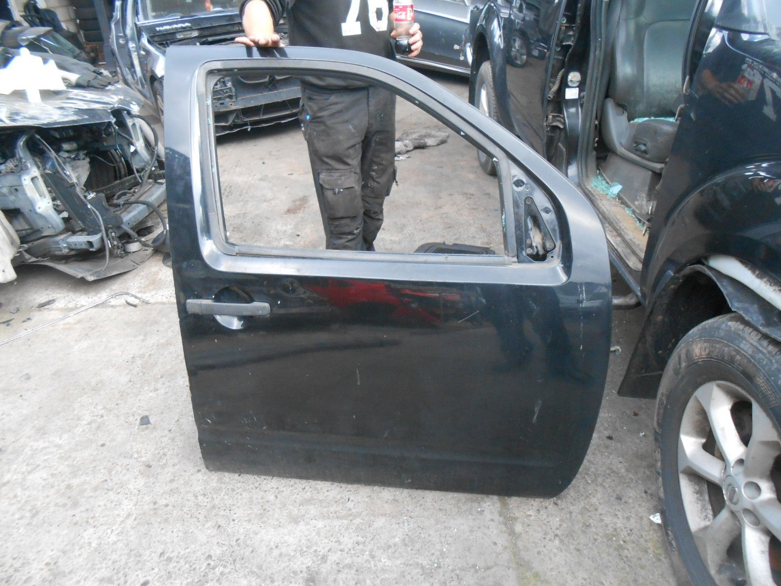 NISSAN NAVARA D40 (MK2) 2009 OSF DRIVER FRONT BARE DOOR SHELL GNO NISSAN BLACK