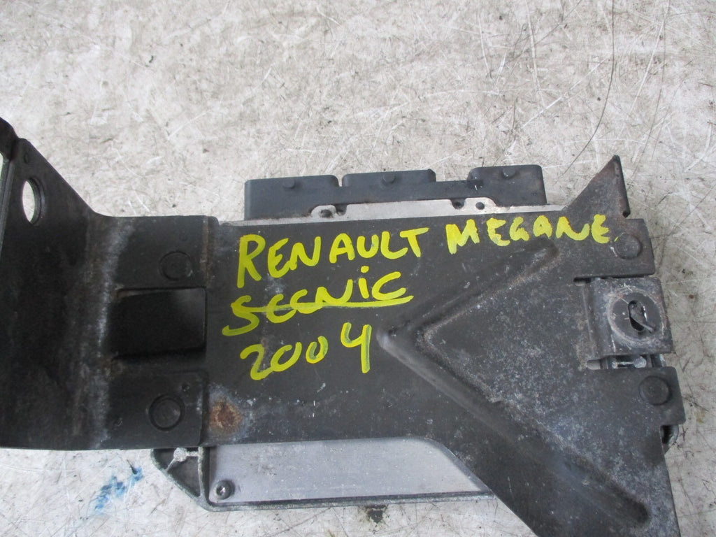 RENAULT MEGANE MK2 2004 ECU ENGINE CONTROL UNIT 8200387138,21584288