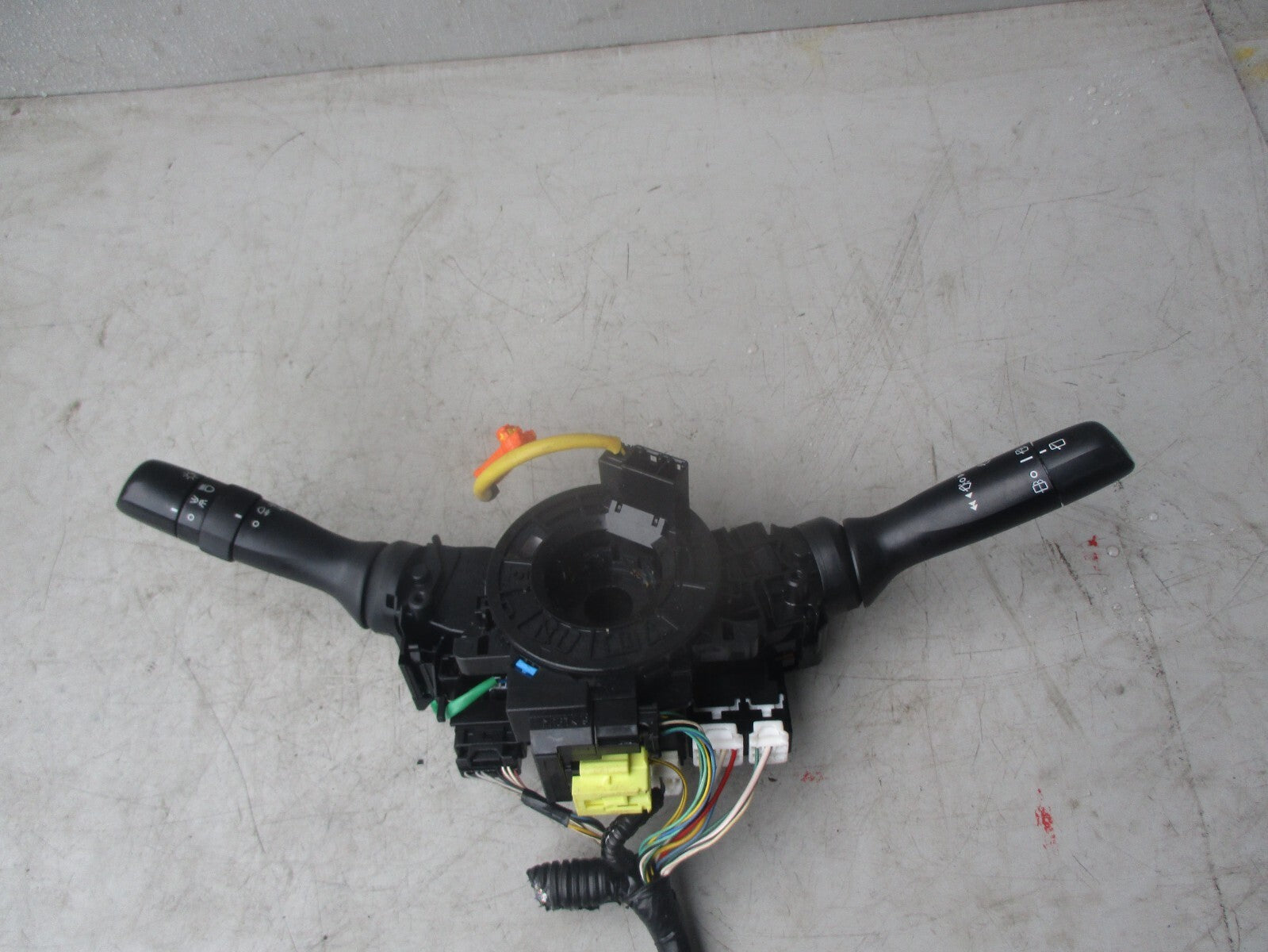 PEUGEOT 108 2016 WIPER & INDICATOR STALK SWITCHES 892450D030