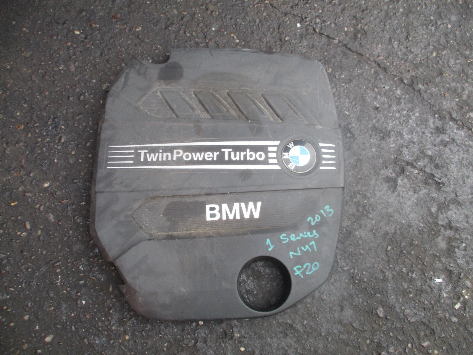 BMW 1 SERIES F20 DIESEL ENGINE TOP COVER 7810802