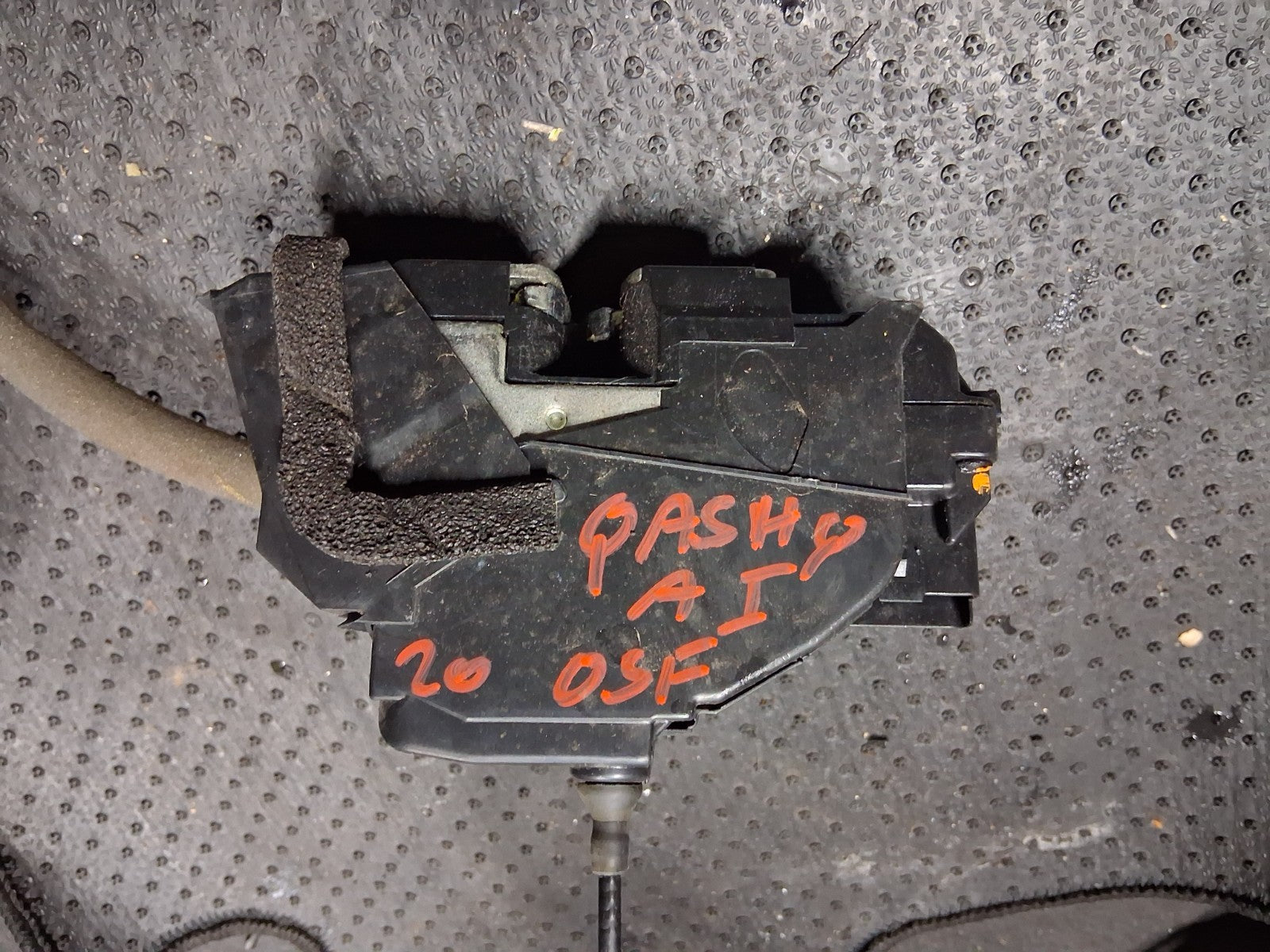 2020 NISSAN QASHQAI J11 MK2 OSF DRIVER SIDE FRONT RIGHT DOOR LOCK MECHANISM