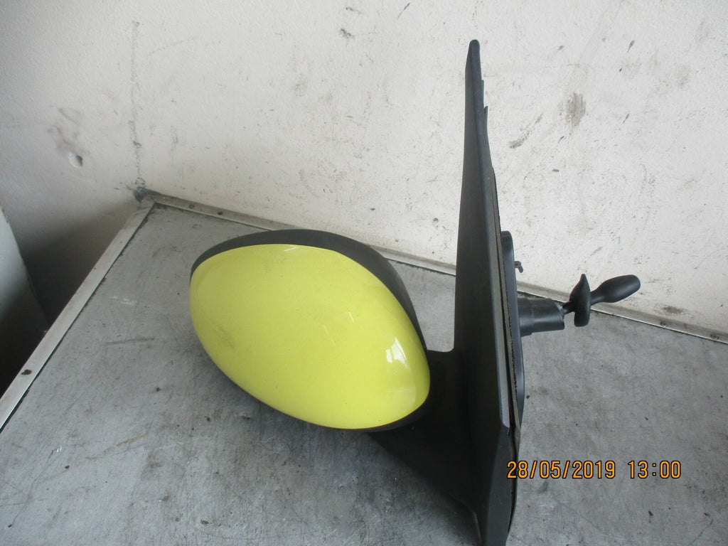 TOYOTA YAGO MK1 OS DRIVER SIDE WING MIRROR MANUAL YELLOW 87910 0H020