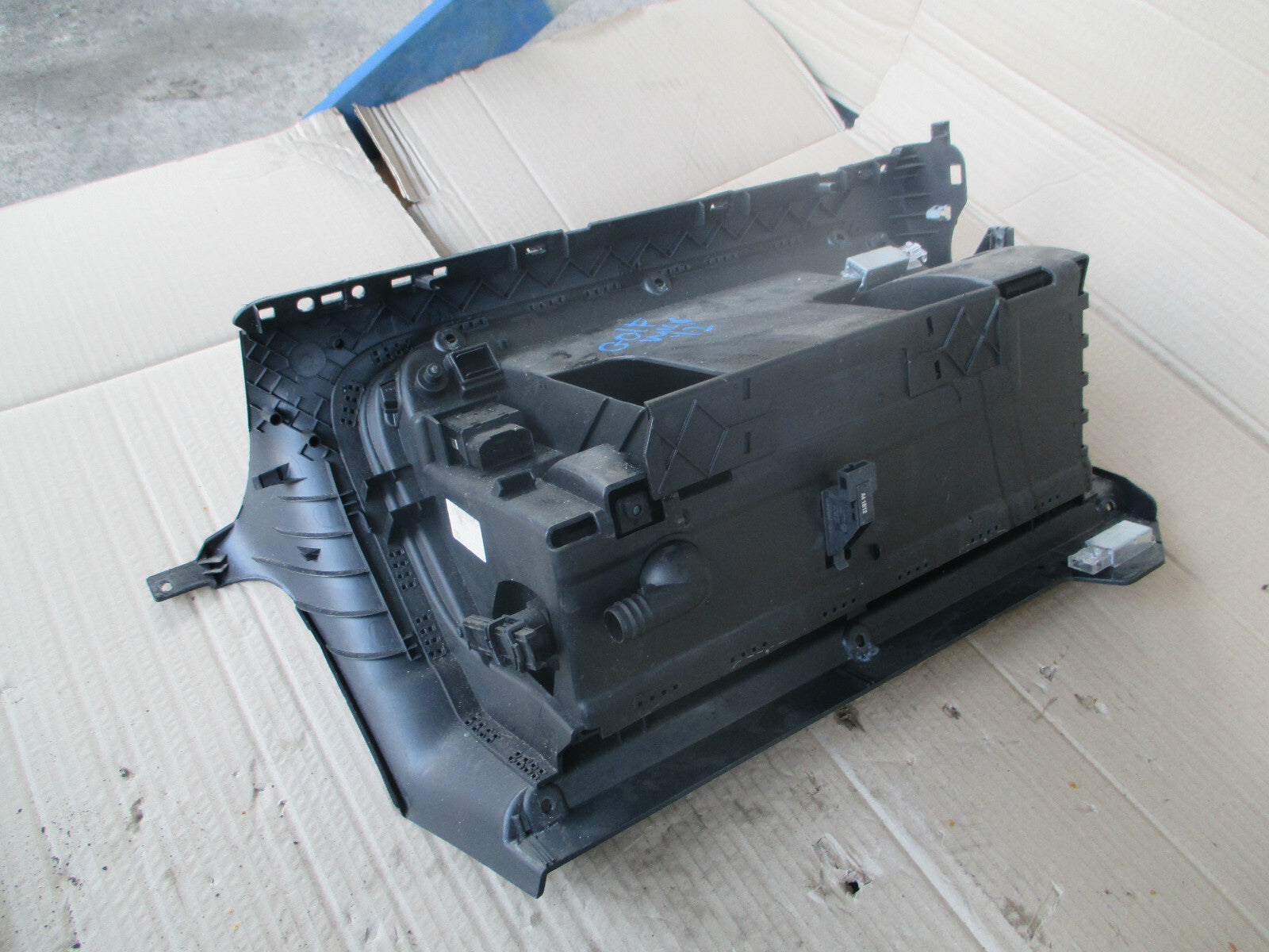VW VOLKSWAGEN GOLF MK6 2012 NS PASSENGER SIDE STORAGE COMPARTMENT