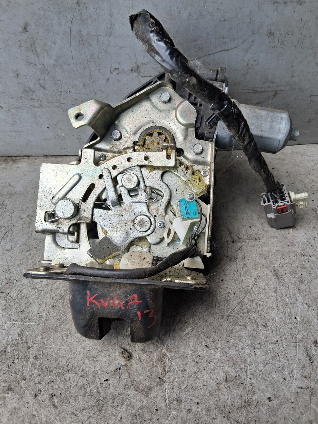 2013 FORD KUGA MK2 TAILGATE BOOT LID LOCK LATCH CATCH MECHANISM CV447843102B