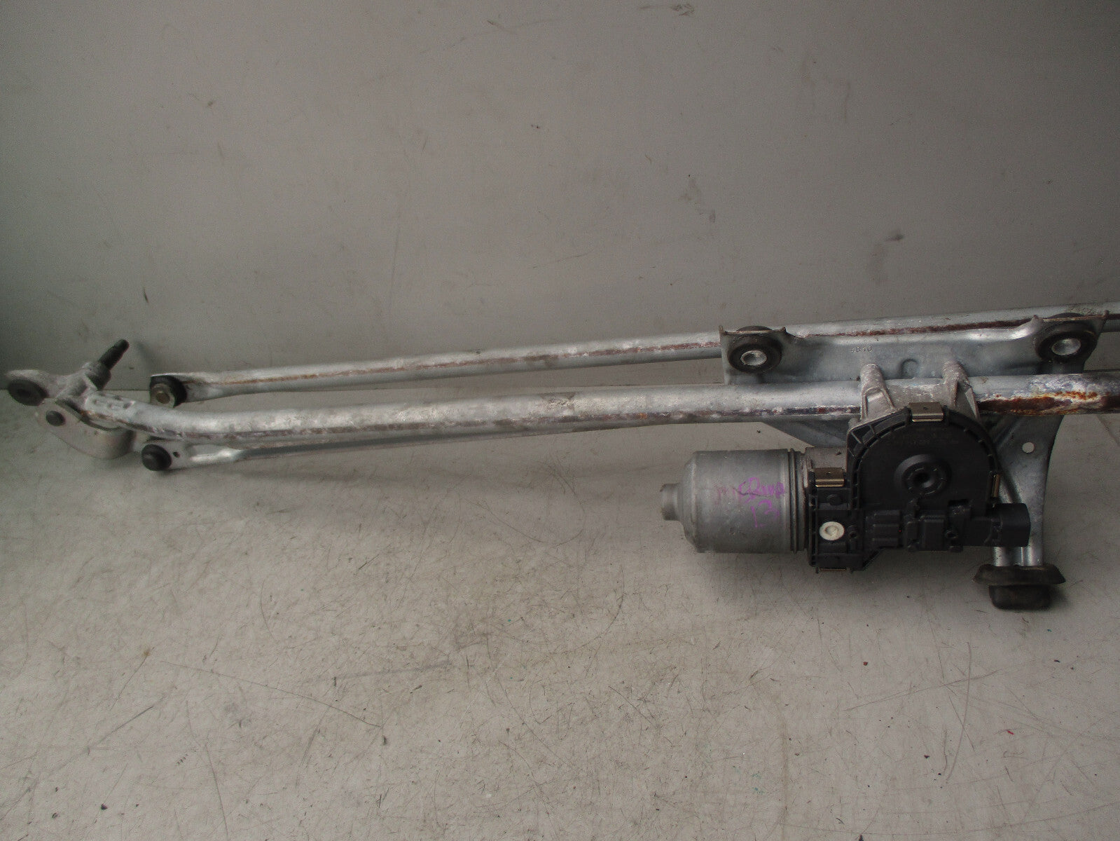 2013 VAUXHALL MERIVA B FRONT WIPER MOTOR & LINKAGE 3397021104
