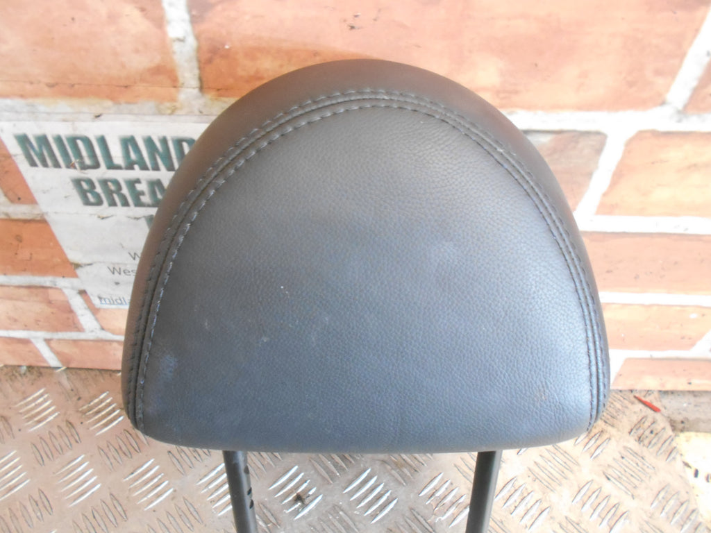 MITSUBISHI COLT CZC 2009 FRONT LEATHER HEADREST