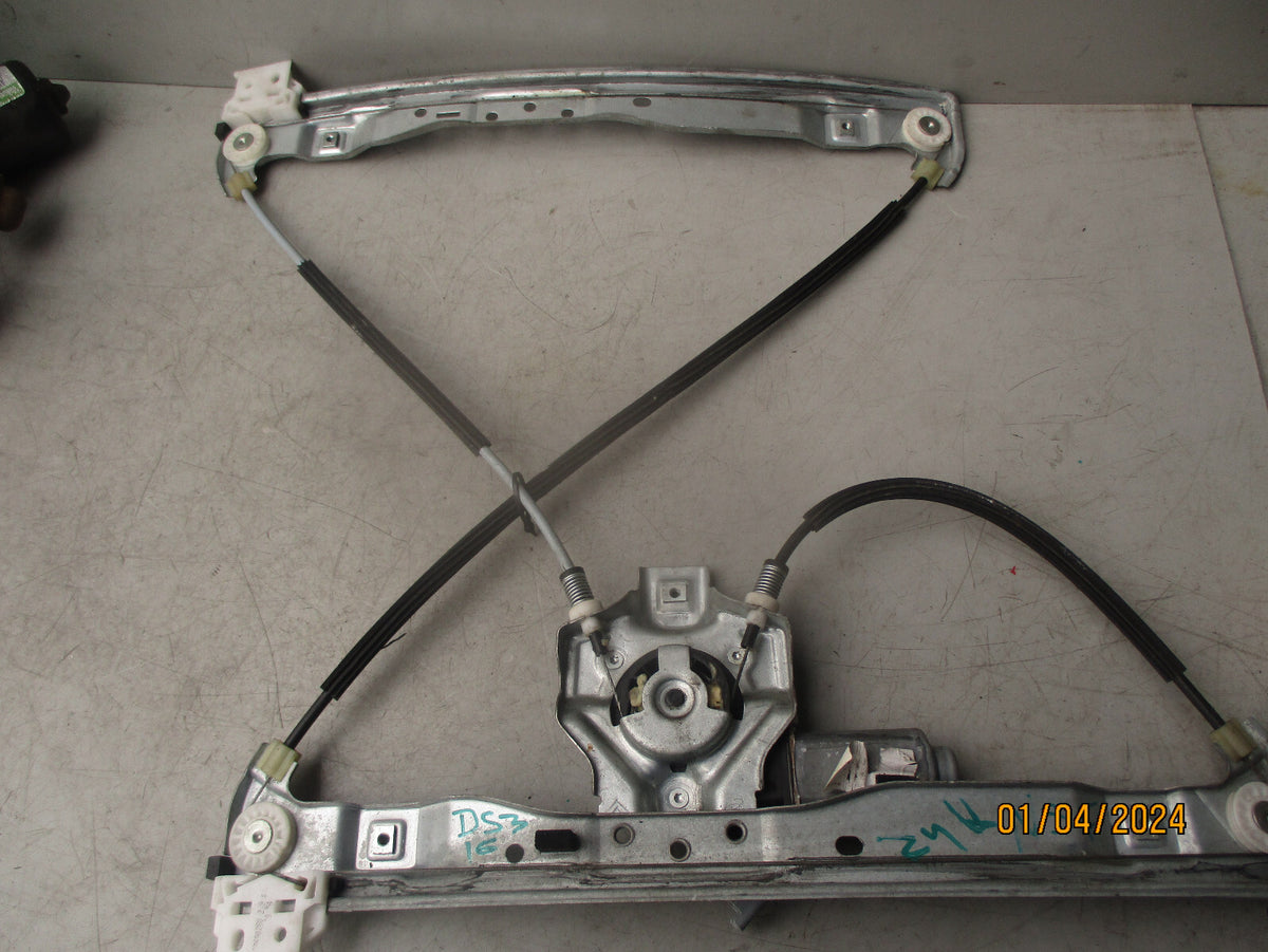 2016 CITROEN DS3 1.6 DIESEL NSF PASSENGER SIDE FRONT WINDOW MOTOR & REGULATOR