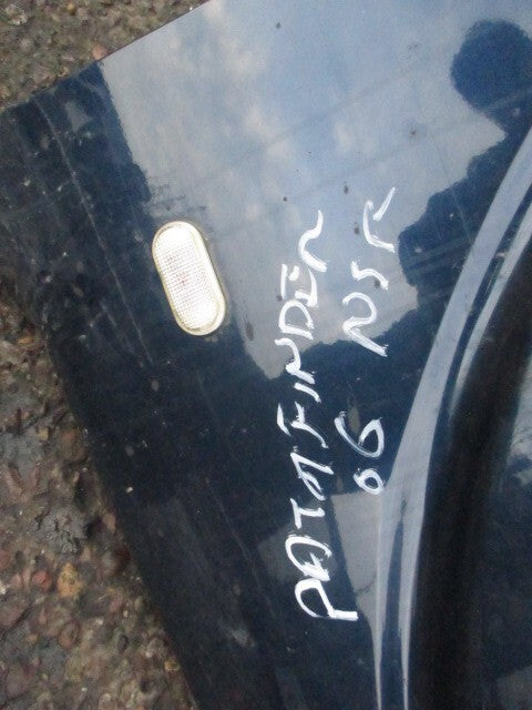 2006 NISSAN PATHFINDER R51 NSF PASSENGER SIDE FRONT WING PANEL BLUE BW9