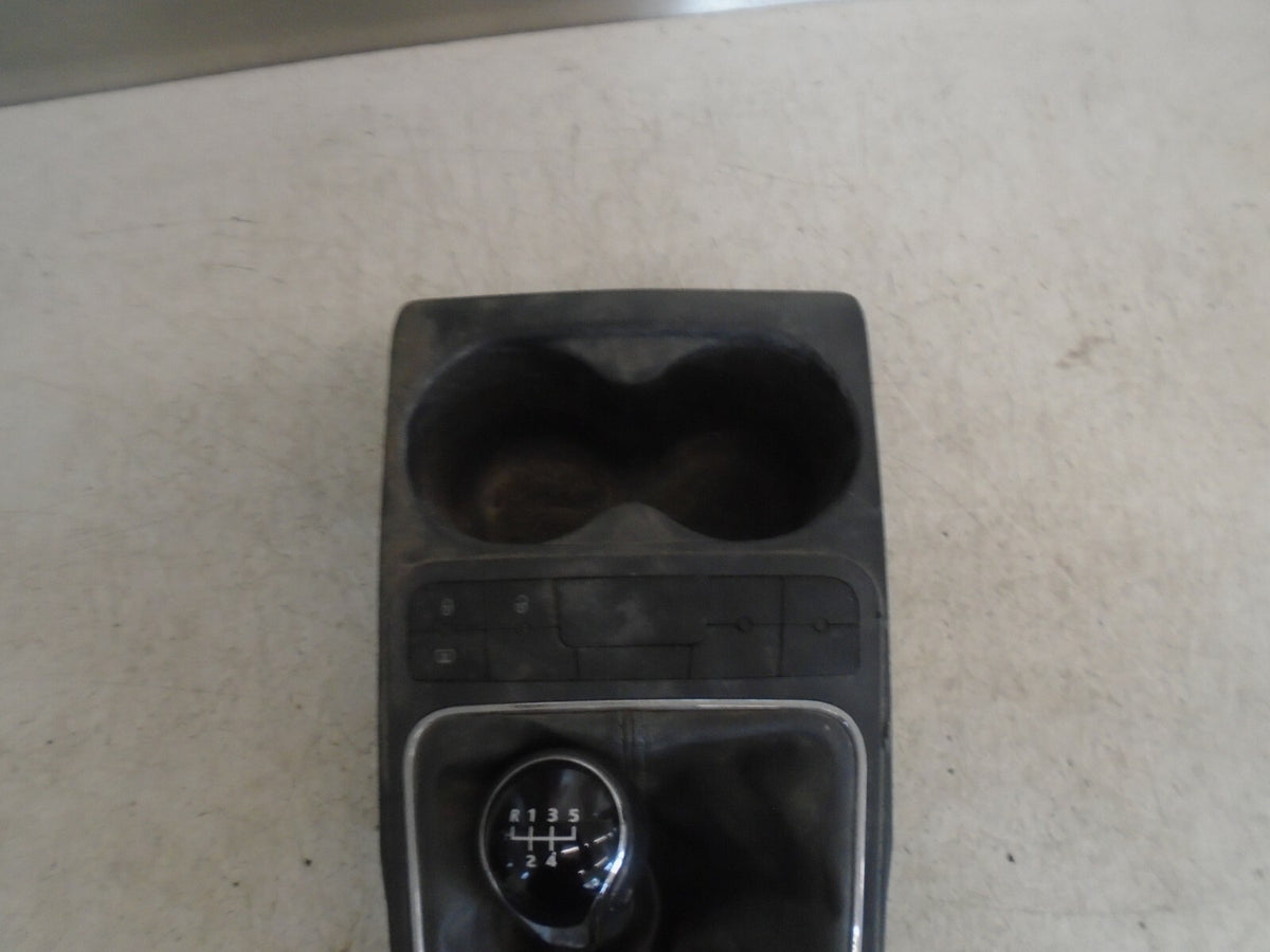 SEAT IBIZA 2015 MK4 6J 5DR CENTRE CONSOLE WITH GEAR KNOB GAITER LEATHER