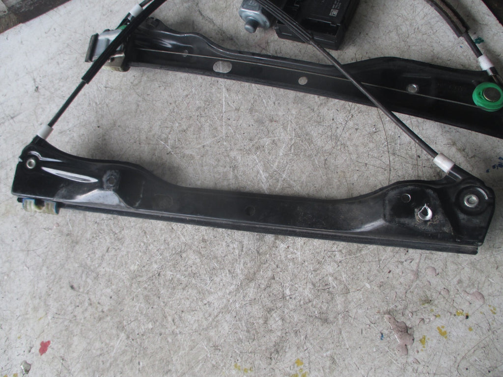 VW VOLKSWAGEN PASSAT B7 2014 NSF PASSENGER SIDE FRONT WINDOW MOTOR REGULATOR