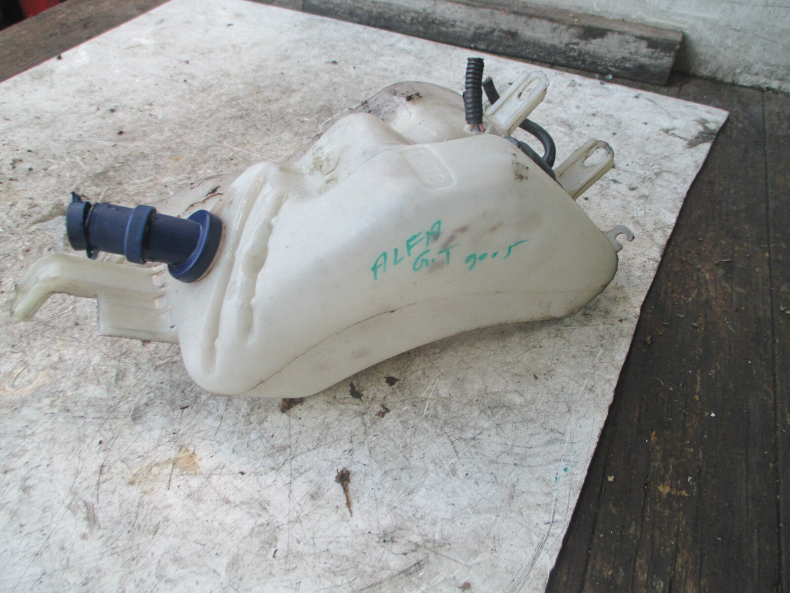 ALFA ROMEO GT 2005 WINDSCREEN WASHER FLUID BOTTLE