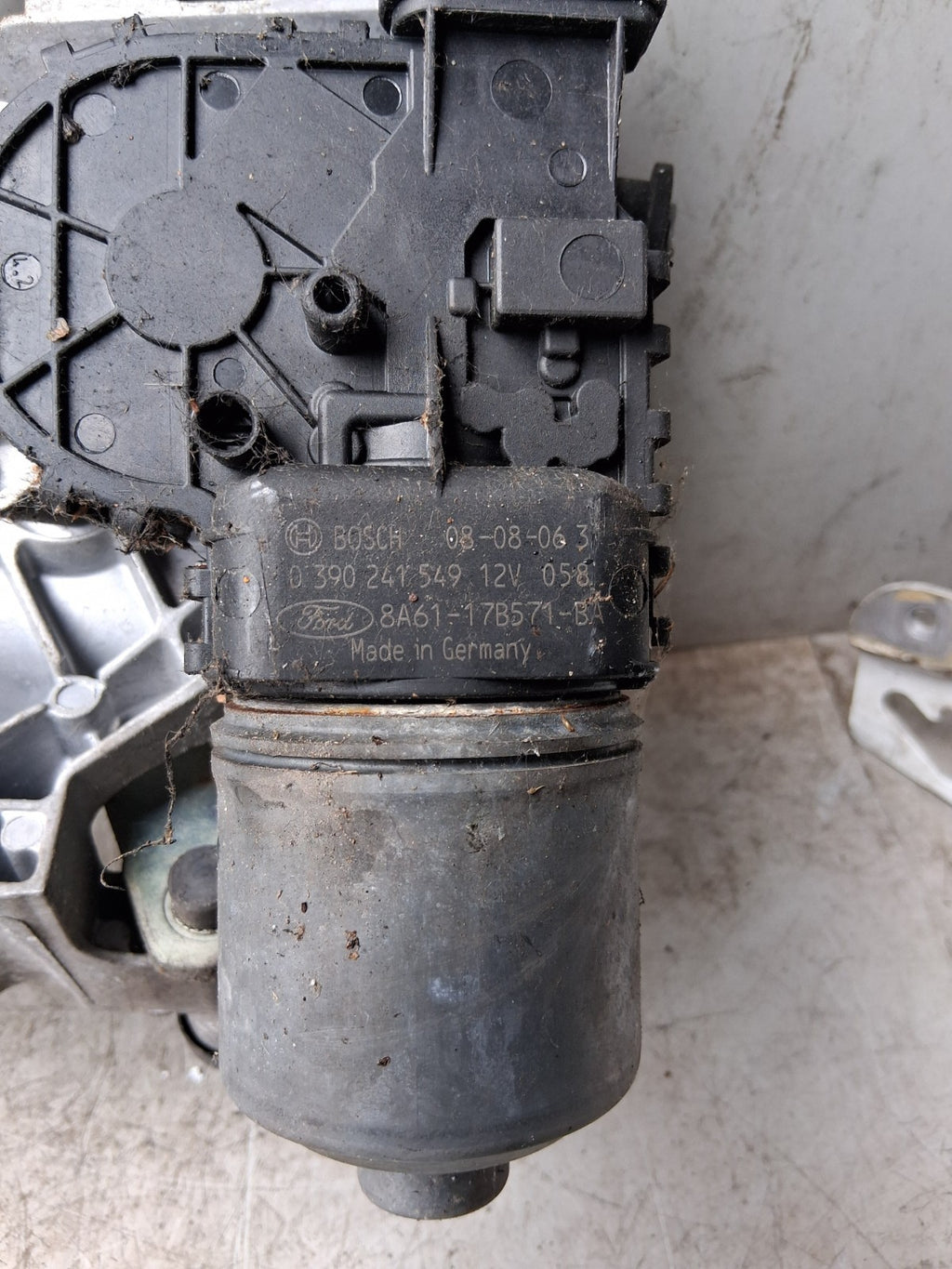 2009 FORD FIESTA MK7 FRONT WINDSCREEN WIPER MOTOR & LINKAGE 8A6117500BB