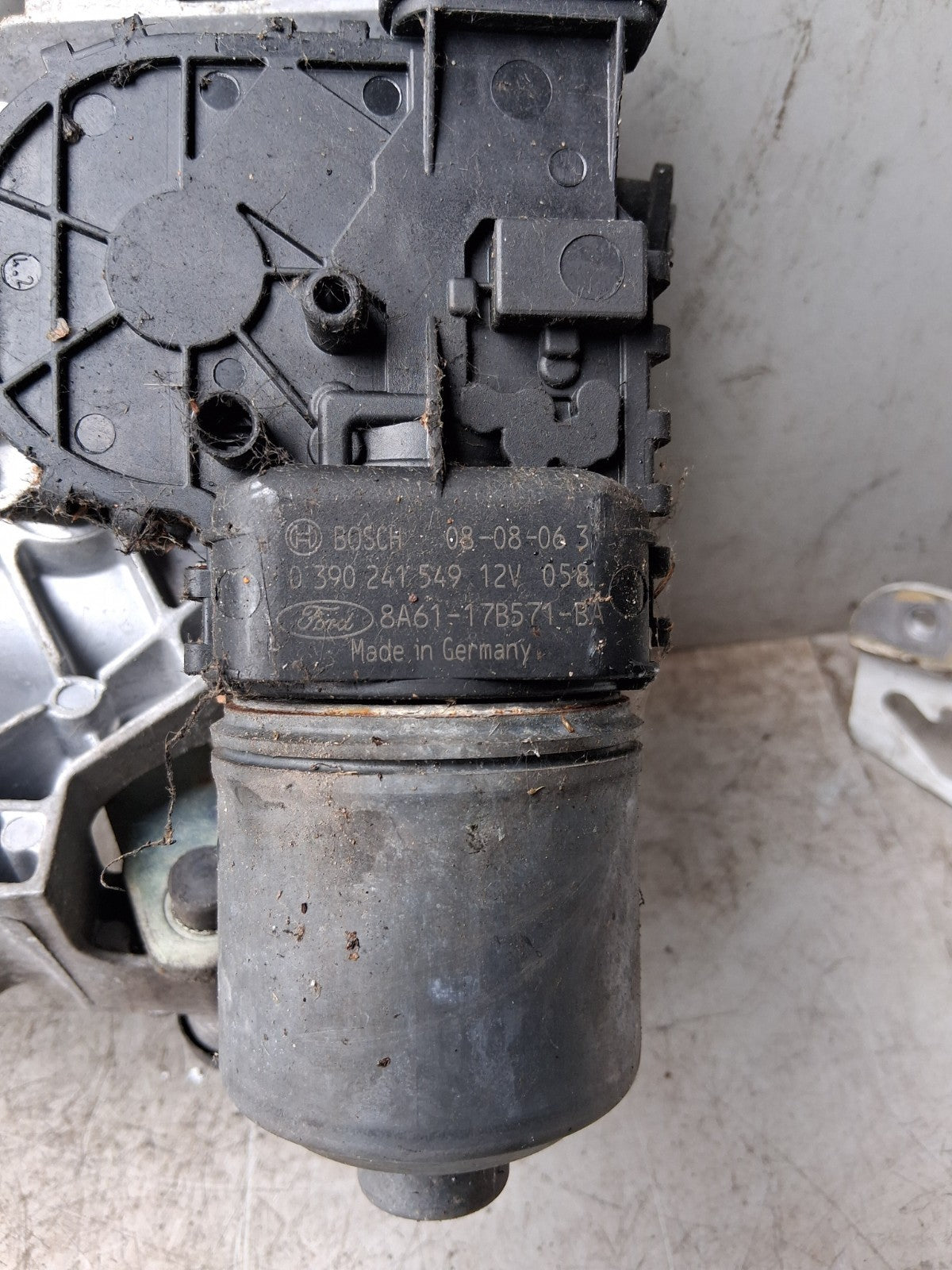 2009 FORD FIESTA MK7 FRONT WINDSCREEN WIPER MOTOR & LINKAGE 8A6117500BB