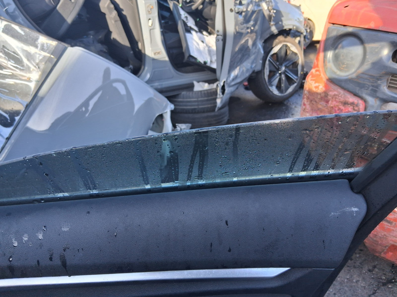 2025 AUDI A3 8Y HATCHBACK OSF DRIVER SIDE FRONT RIGHT WINDOW GLASS
