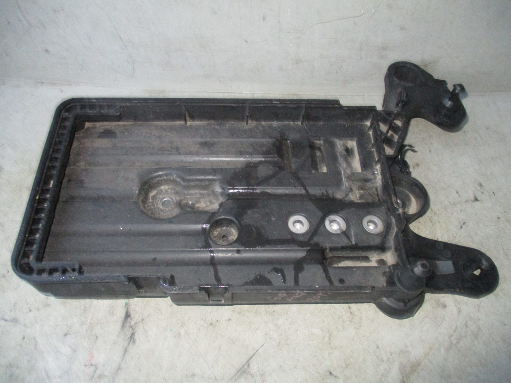 2013 VW VOLKSWAGEN GOLF MK7 BATTERY TRAY PLASTIC