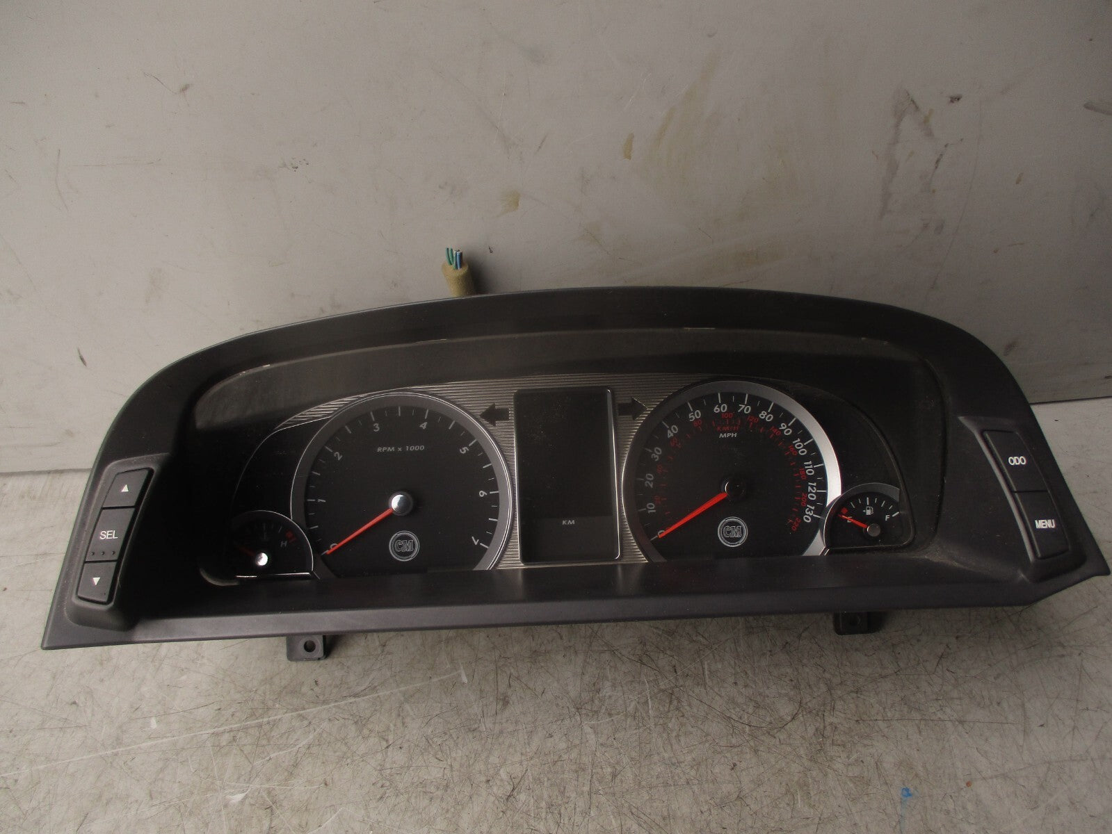 2010 FORD DORCHESTER COLEMAN MILNE SPEEDOMETER INSTRUMENT CLUSTER 8R2910849