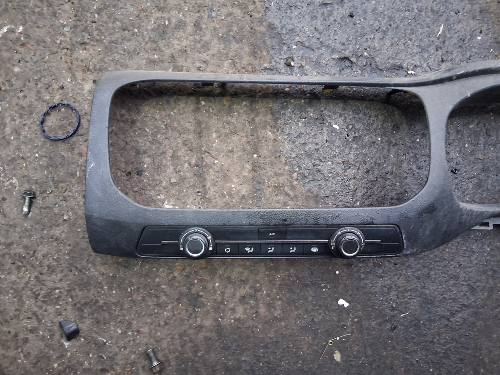 2021 VAUXHALL VIVARO MK3 FRONT DASHBOARD SURROUND TRIM PANEL 9809503677