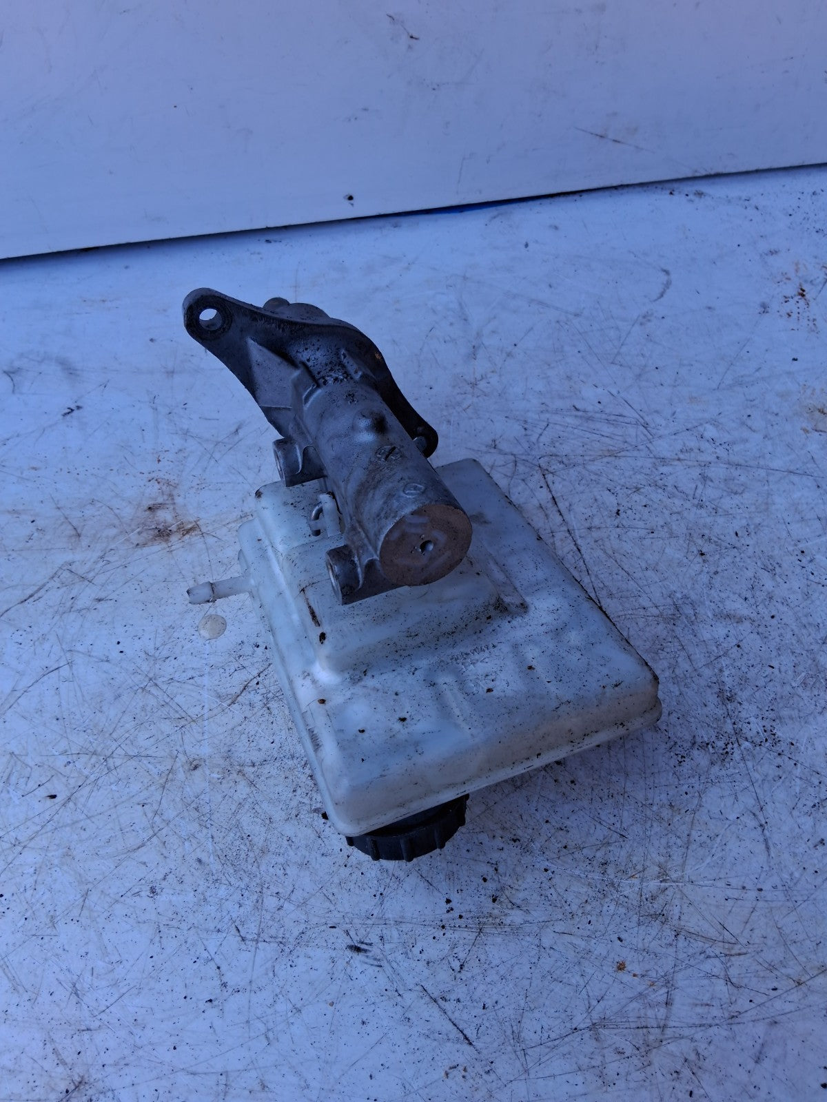 2023 RENAULT MASTER MK3 BRAKE MASTER CYLINDER 03350890491