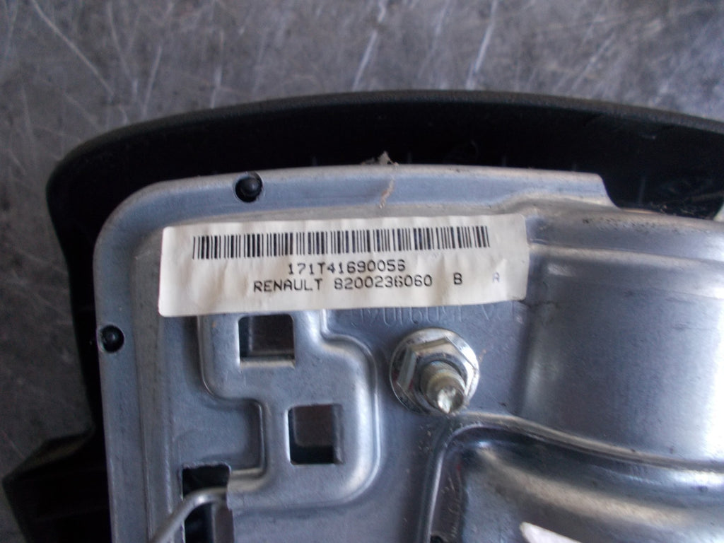 RENAULT CLIO LIFT 2004 OS DRIVER SIDE STEERING WHEEL AIRBAG 8200236060