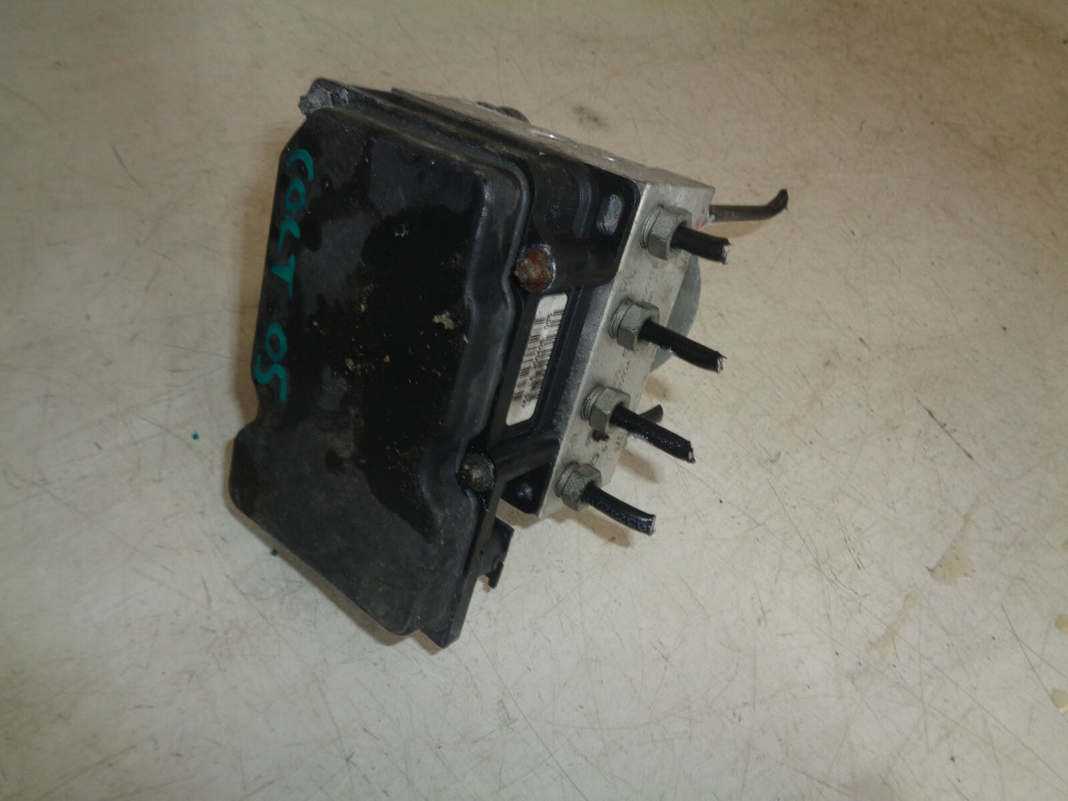 MITSUBISHI COLT MK6 2005 1.1 PETROL ABS PUMP AND MODULE MN116161