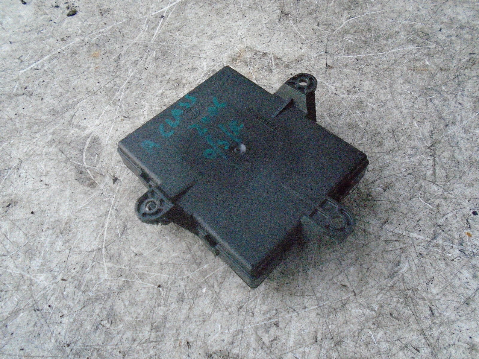 MERCEDES B CLASS W245 2007 OSR DRIVER SIDE REAR DOOR CONTROL MODULE A1698208626