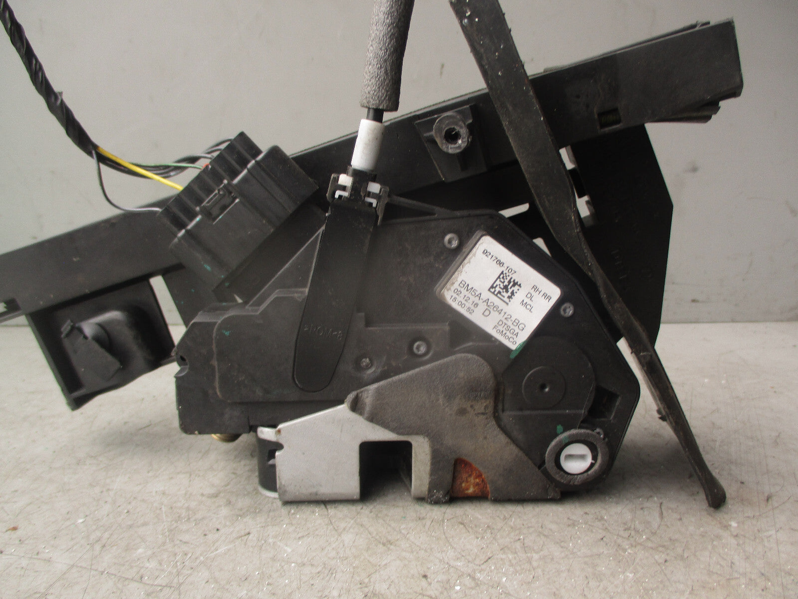 2017 FORD FOCUS MK3 OSR REAR DRIVER SIDE RIGHT DOOR LOCK BM51A264A26EL