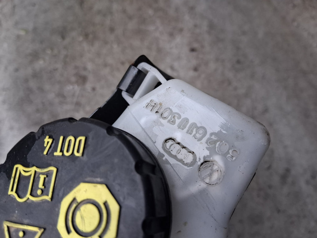 VW VOLKSWAGEN TIGUAN MK2 BRAKE SERVO RESERVOIR 502611301