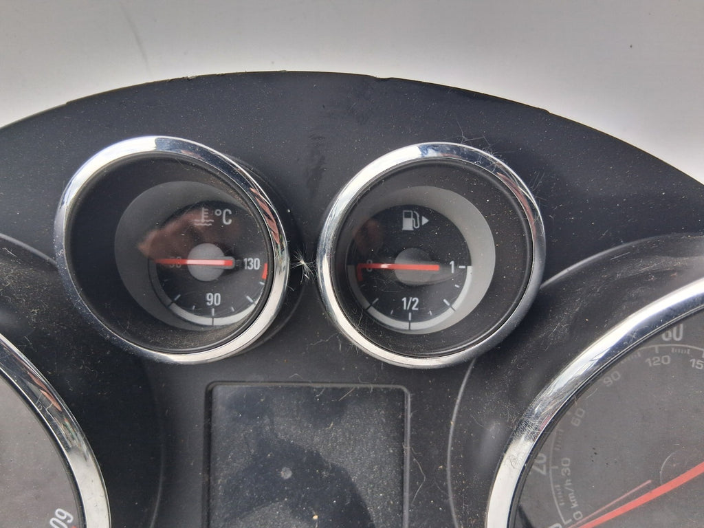 2013 VAUXHALL ASTRA J SPEEDOMETER SPEEDO INSTRUMENT CLUSTER 769317420