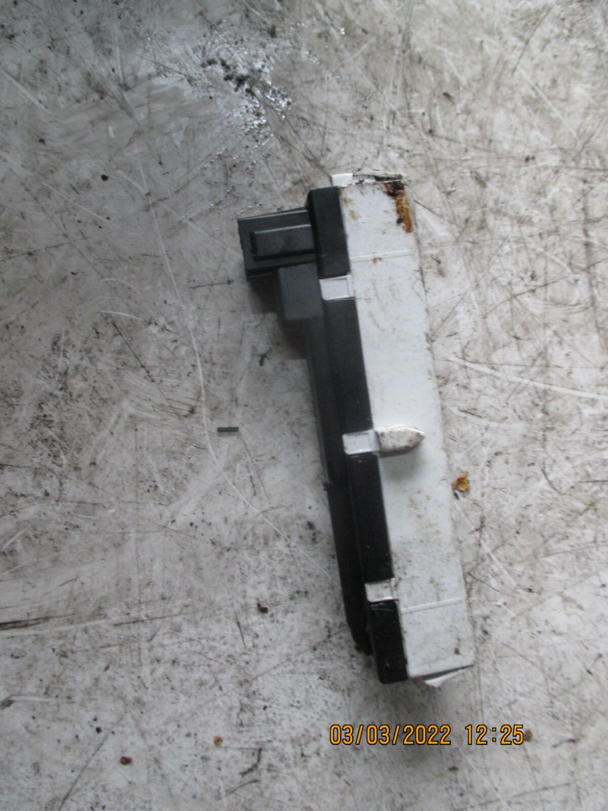 PEUGEOT CITROEN SEAT BELT SEATBELT WARNING DISPLAY UNIT 9885103880