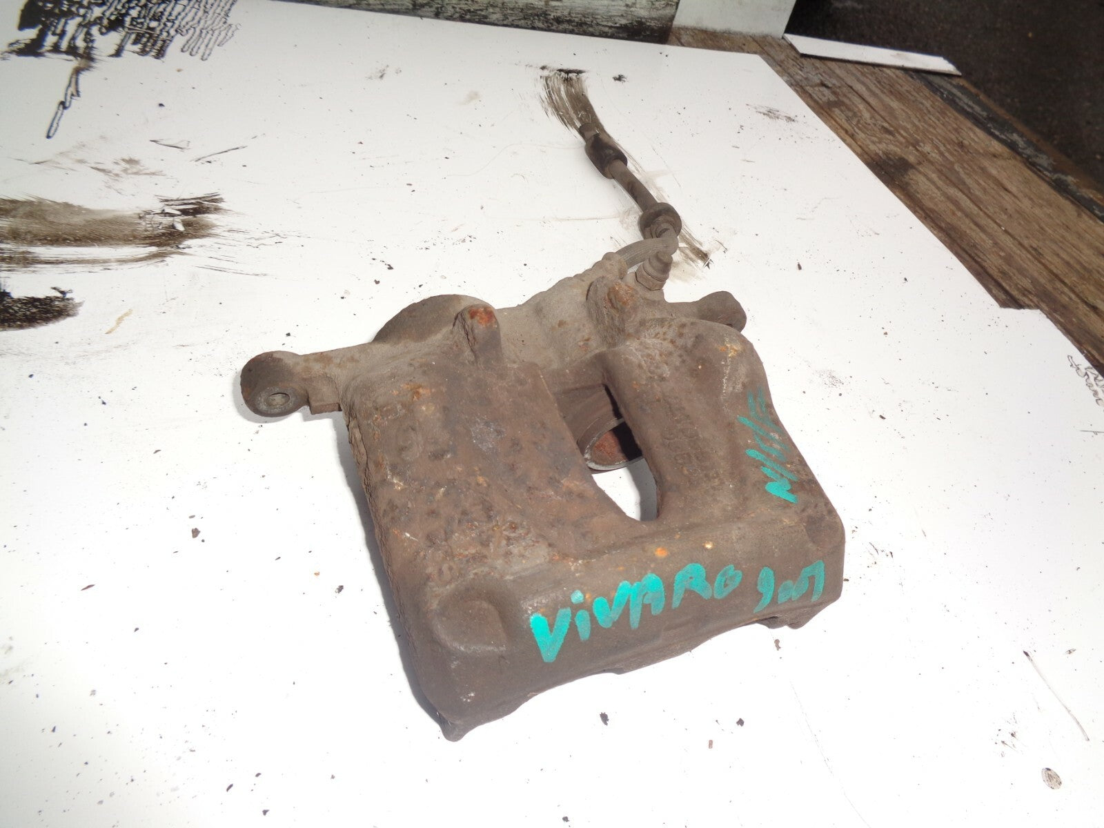 VAUXHALL VIVARO MK1 2007 PASSENGER NEAR SIDE FRONT BRAKE CALLIPER