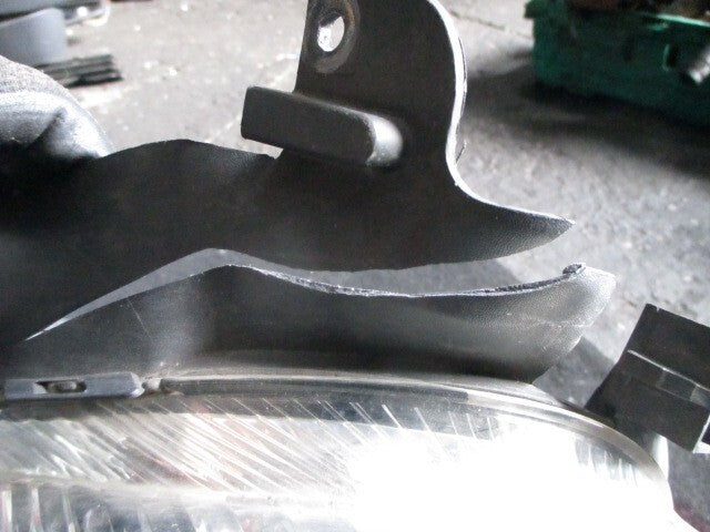 2004 CITROEN XSARA PICASSO MK1 OSF DRIVER SIDE FRONT RIGHT HEADLIGHT