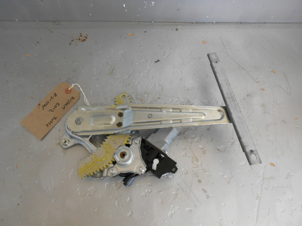NISSAN JUKE 2012 5 DOOR NSR PASSENGER SIDE REAR WINDOW REGULATOR 82730CV01B