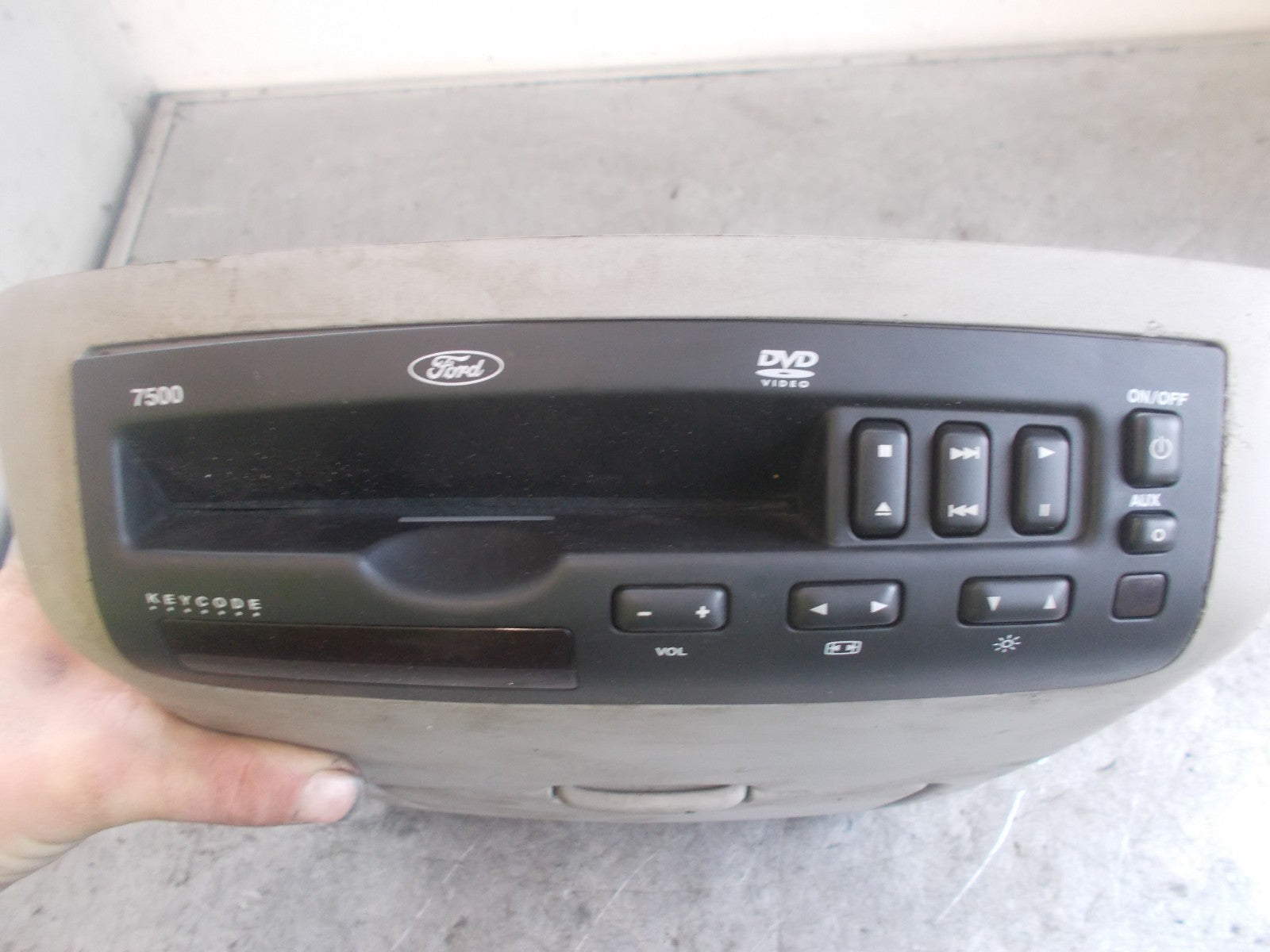 FORD FUSION JU (MK1) 2004-2012 REAR ROOF 7500 DVD PLAYER SCREEN 3N1110E947AD